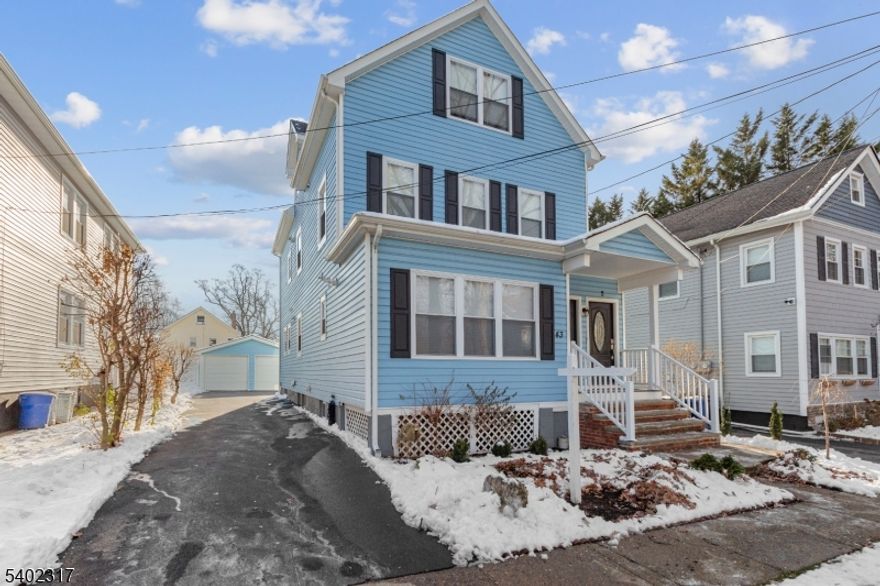 This recently fully renovated apartment offers an eat-in kitchen with stainless steel appliances, LR/DR open space, three bedrooms with ample closets, and two full baths. This apartment comes with an exclusive access to the basement which has a washer and dryer and storage space. This entire apartment has central air and forced hot air and includes a 2 car garage. Pets are negotiable depending on breed and subject to an additional monthly fee. Close to NYC transportation, shops, restaurants, and major highways.