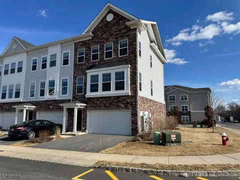 MLS: 3949265