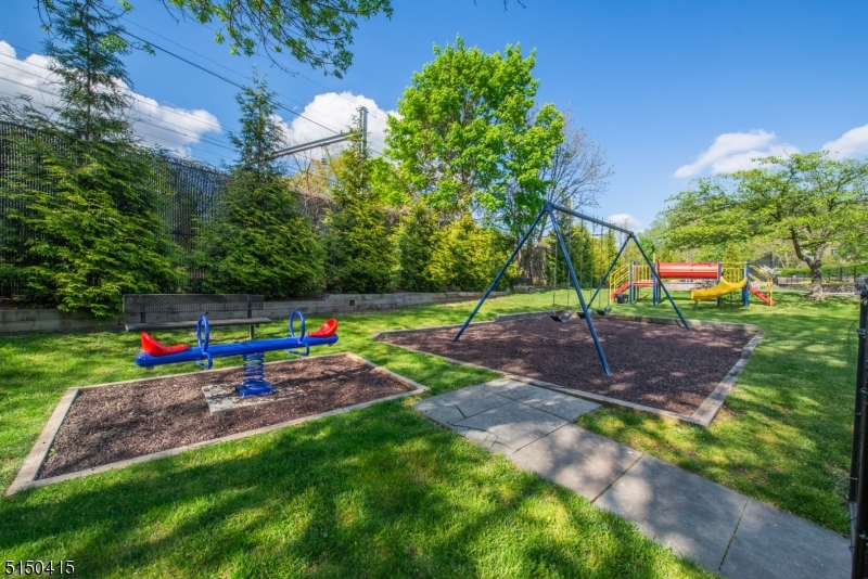 Inwood at Great Notch - Residential