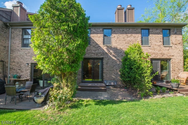 Inwood at Great Notch - Residential