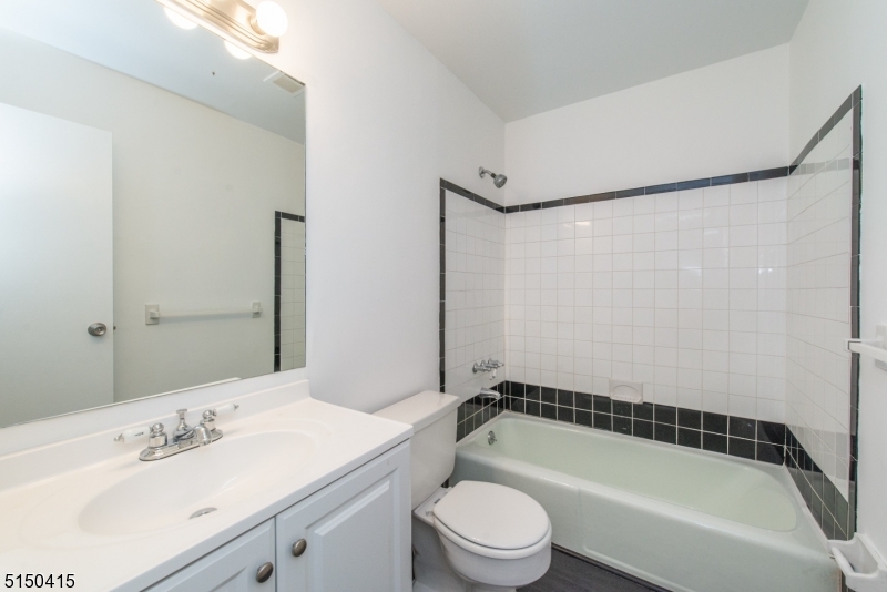 Inwood at Great Notch - Residential