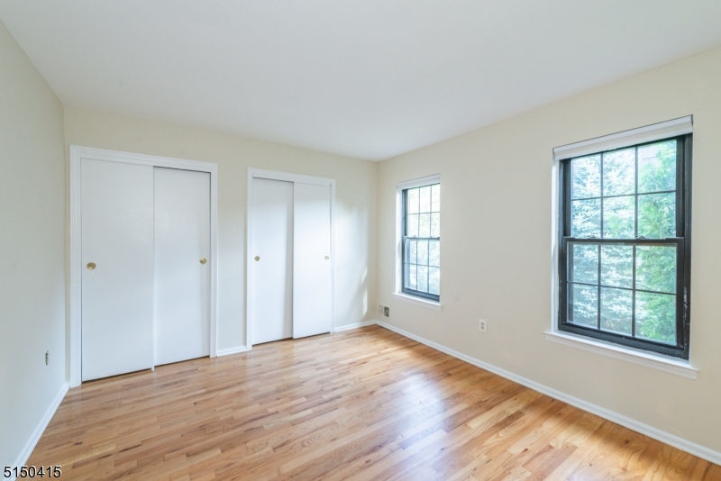 Inwood at Great Notch - Residential