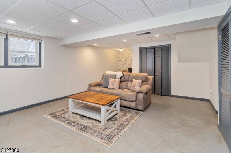 POST BROOK FARMS - Residential