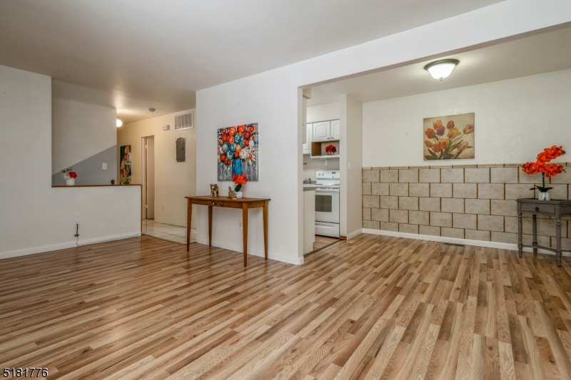 Cedarbrook - Residential