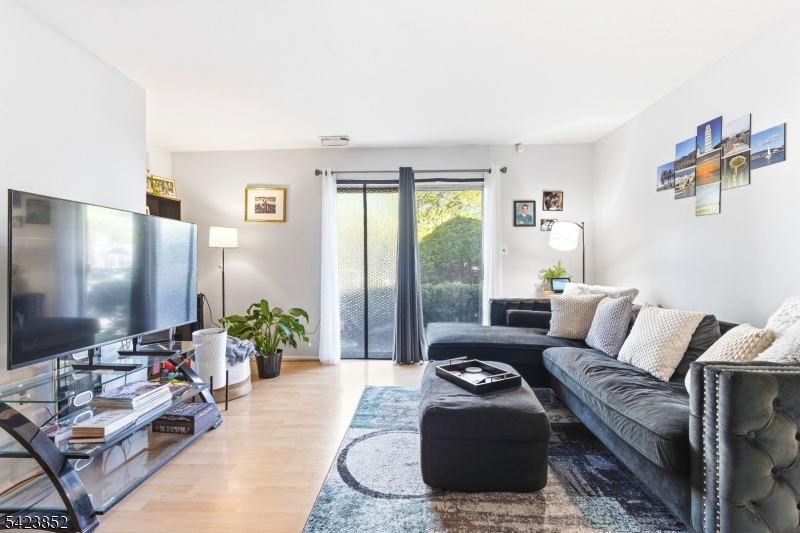 Society Hill East - Residential