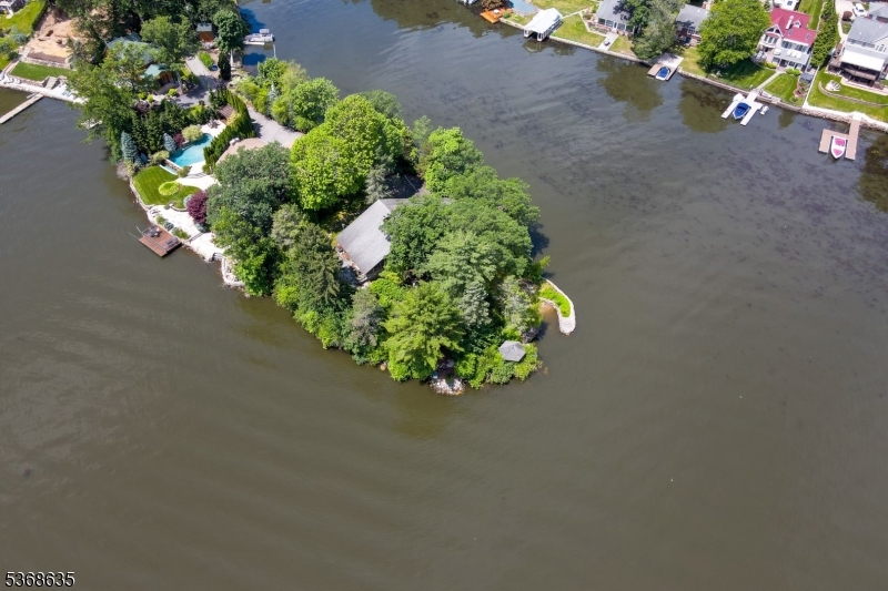 Greenwood Lake/Lake Front - Residential