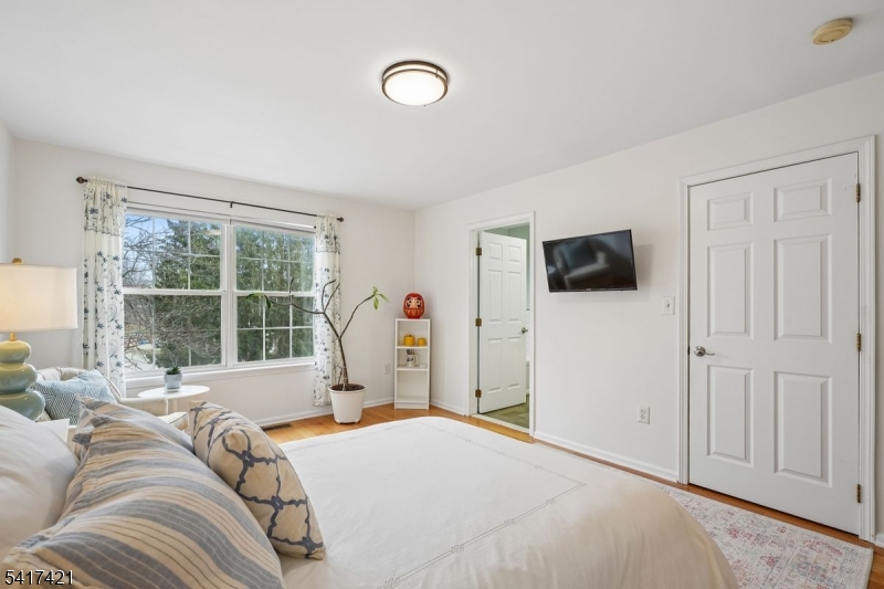 Lion Gate - Residential