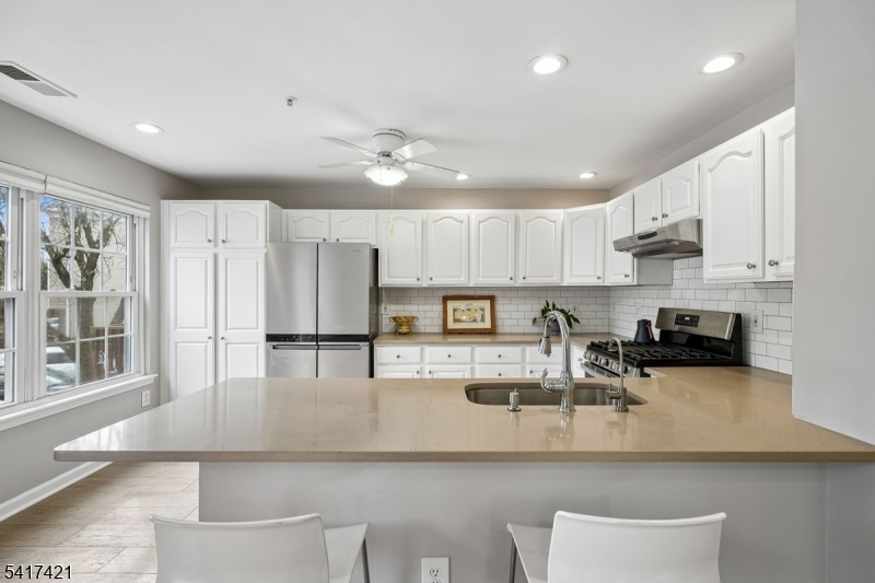 Lion Gate - Residential