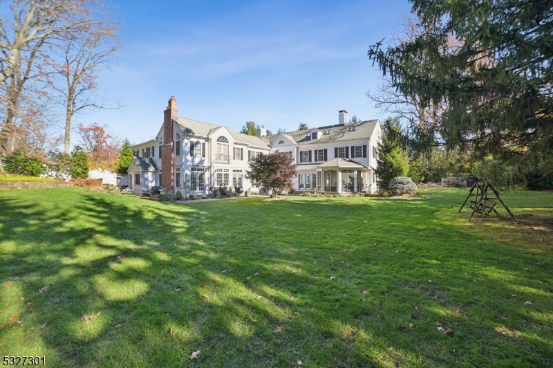 OLD SHORT HILLS - Residential