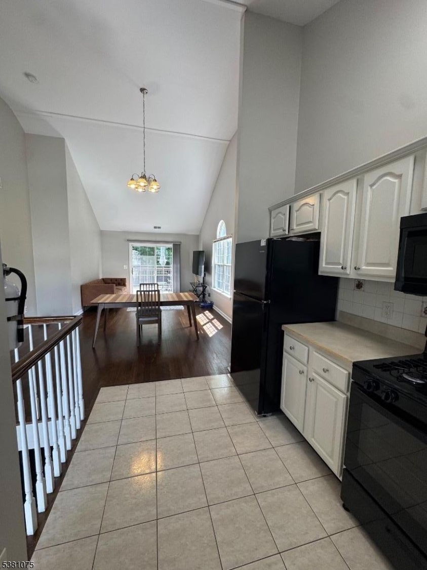 Oak Point - Residential