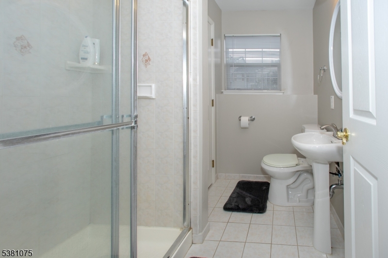 Oak Point - Residential