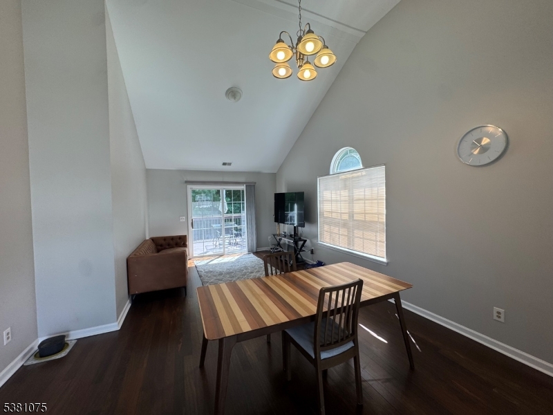 Oak Point - Residential