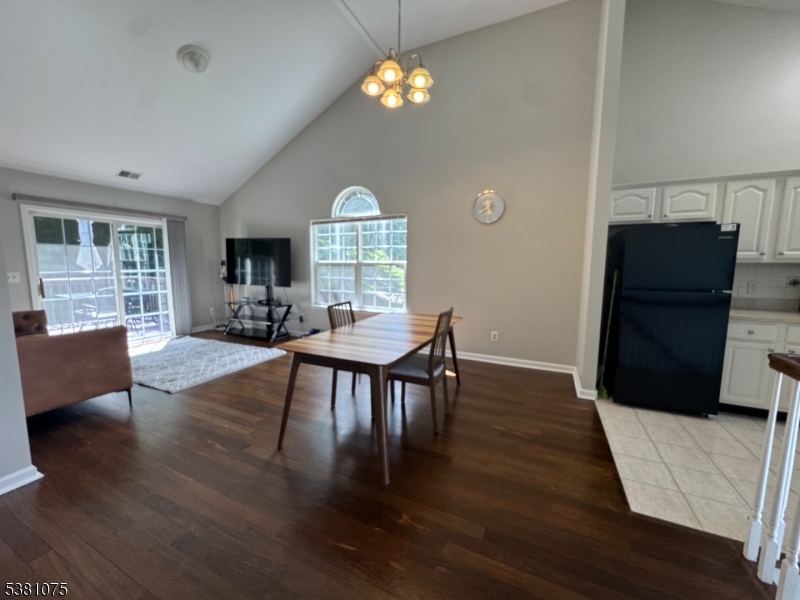 Oak Point - Residential