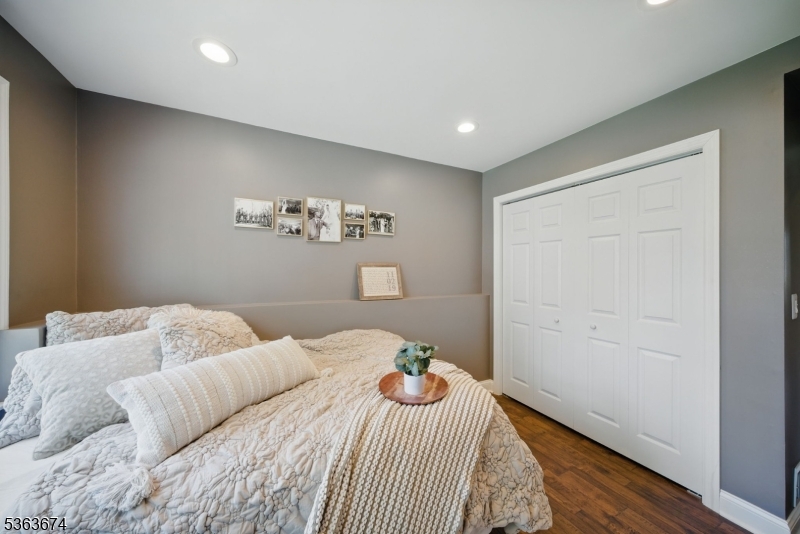 Indian Lake - Residential