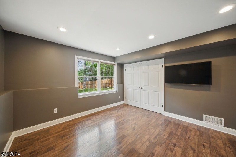 Indian Lake - Residential