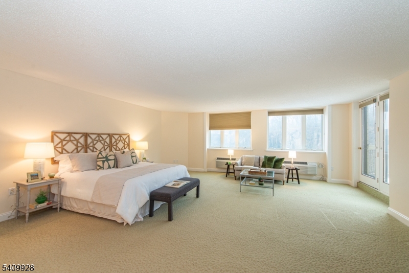 Crown View - Residential