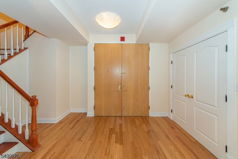 Crown View - Residential