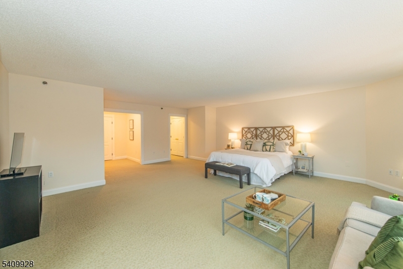 Crown View - Residential