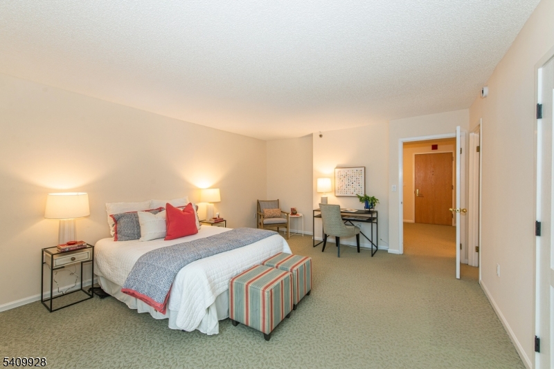 Crown View - Residential