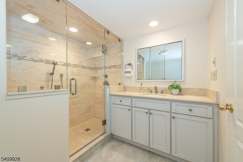 Crown View - Residential