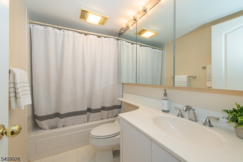 Crown View - Residential