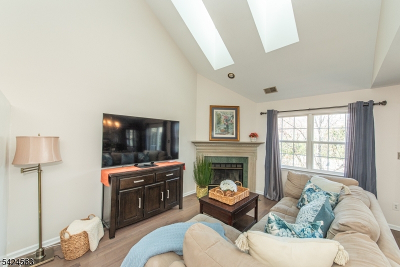 Seasons Glen - Residential