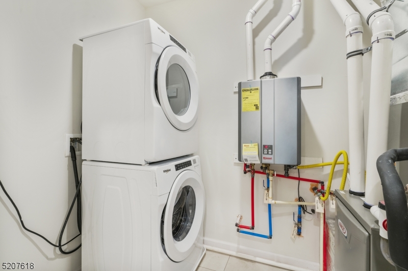 Townhomes At Vermella - Residential