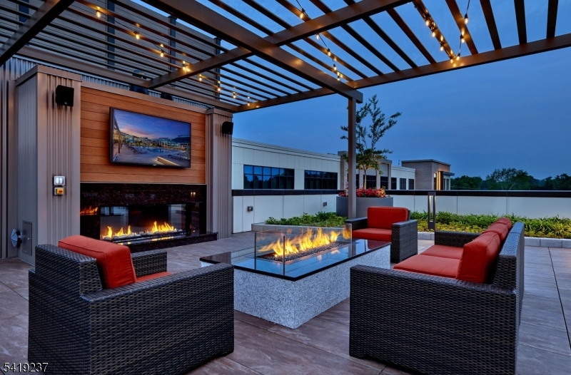 Townhomes At Vermella - Residential