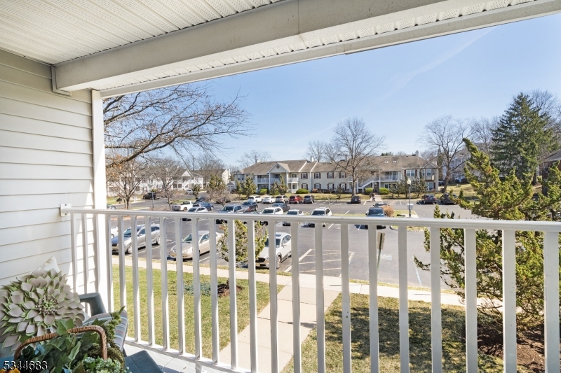 Bridgewater Twp., New Jersey 08807, United States, 2 Bedrooms Bedrooms, ,2 BathroomsBathrooms,Residential,Active,93467