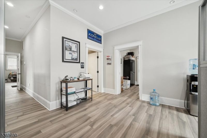 Hillsborough Twp., New Jersey 08844, United States, ,Residential,Active,215481