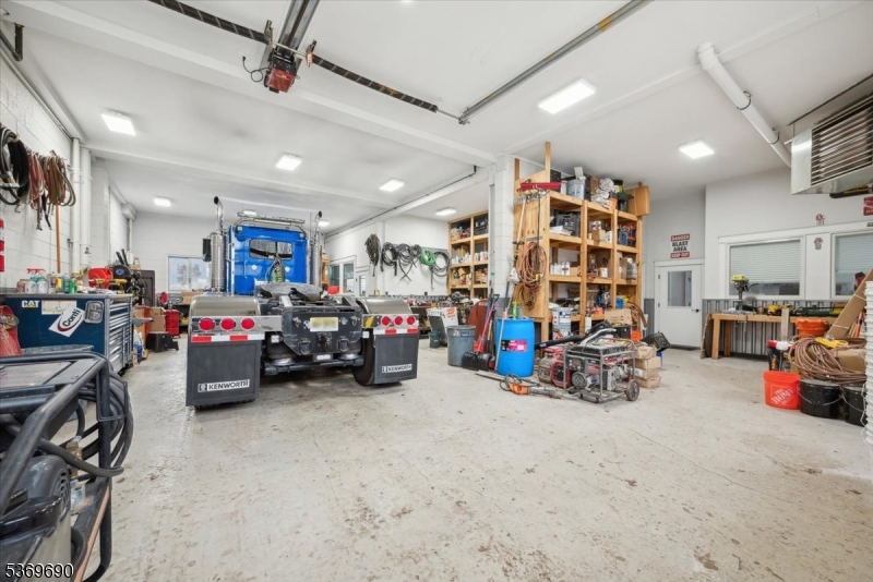 Hillsborough Twp., New Jersey 08844, United States, ,Residential,Active,215481