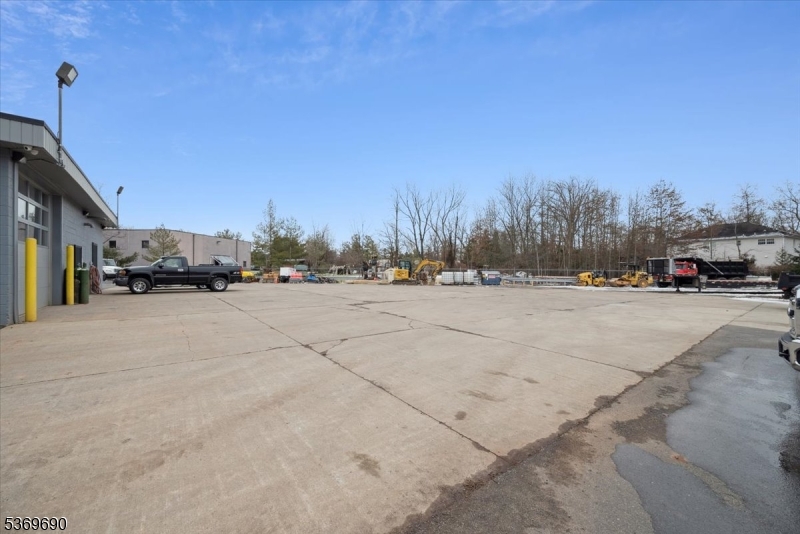 Hillsborough Twp., New Jersey 08844, United States, ,Residential,Active,215481