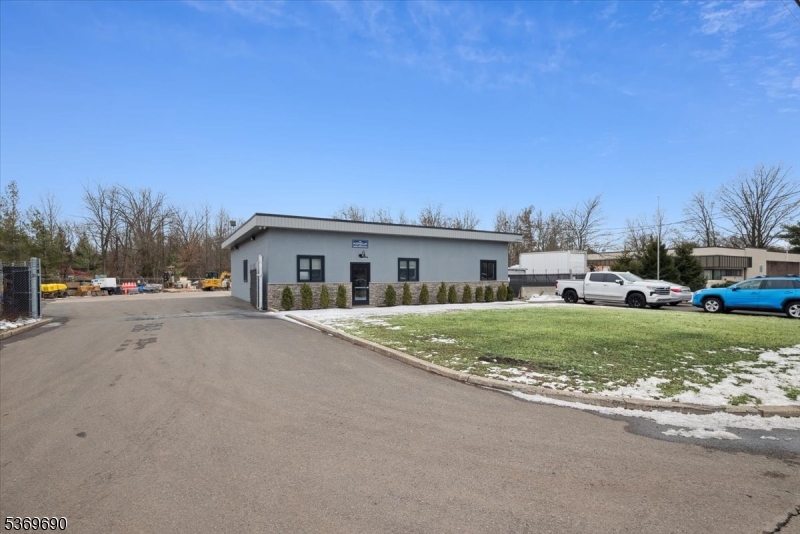 Hillsborough Twp., New Jersey 08844, United States, ,Residential,Active,215481