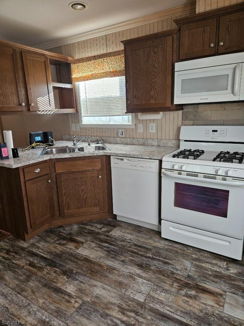 Lozier's Court - Residential