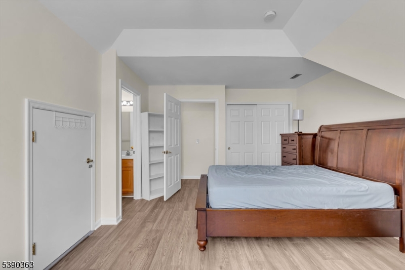 Hillsborough - Residential