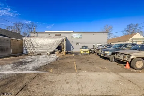 MLS: 3945790