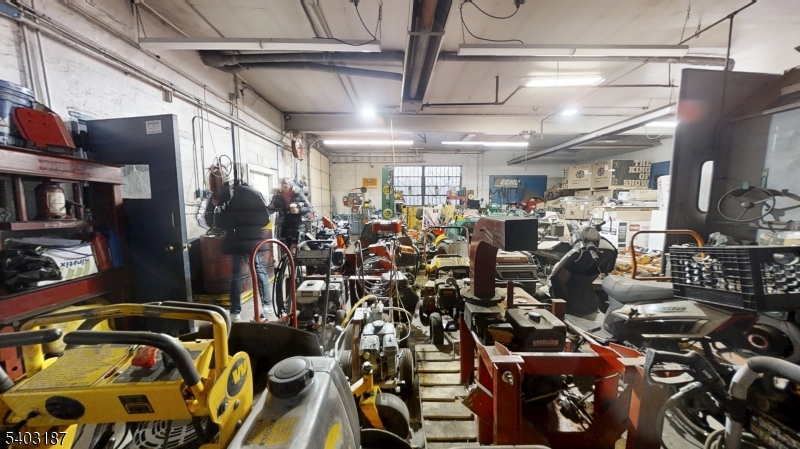 Commercial/Light Industrial - Commercial Sale