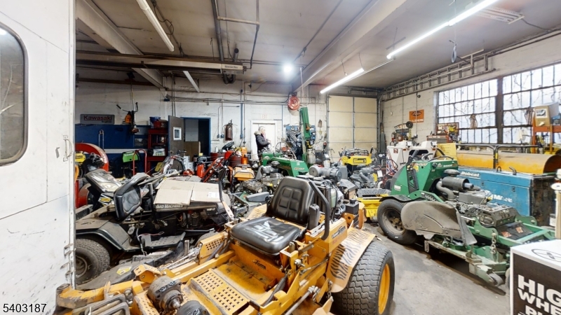 Commercial/Light Industrial - Commercial Sale