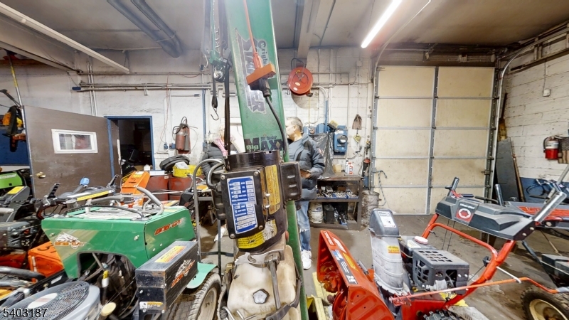 Commercial/Light Industrial - Commercial Sale