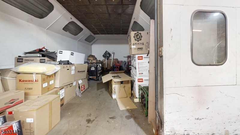 Commercial/Light Industrial - Commercial Sale