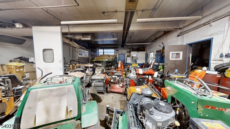 Commercial/Light Industrial - Commercial Sale