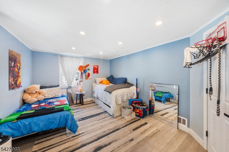 Sunnyside - Residential
