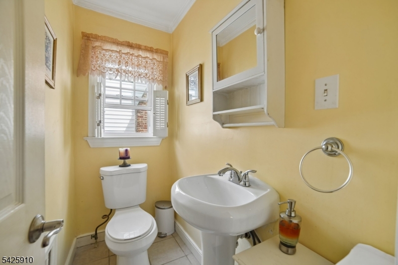 Larchmont Estates - Residential