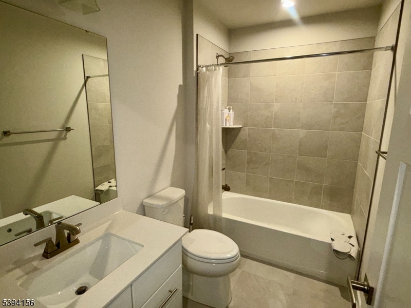 COMMON ELEMENTS - Residential Lease