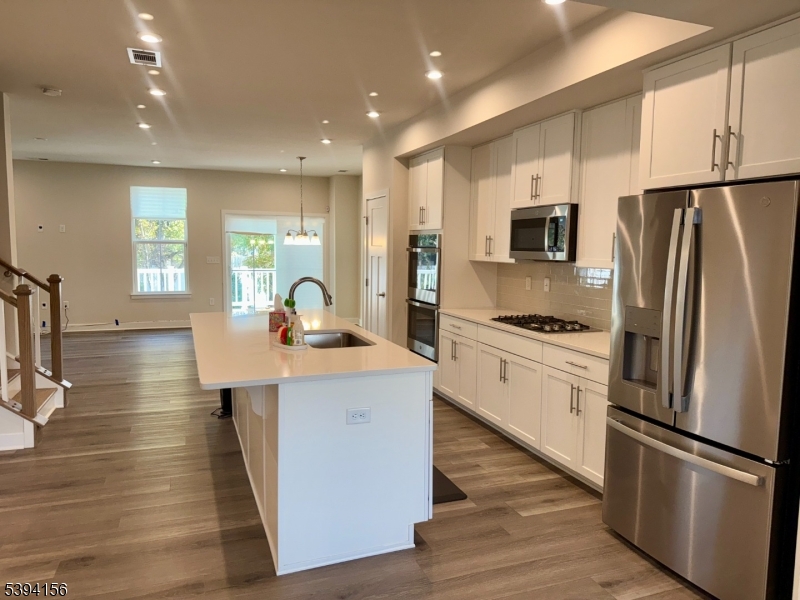 COMMON ELEMENTS - Residential Lease