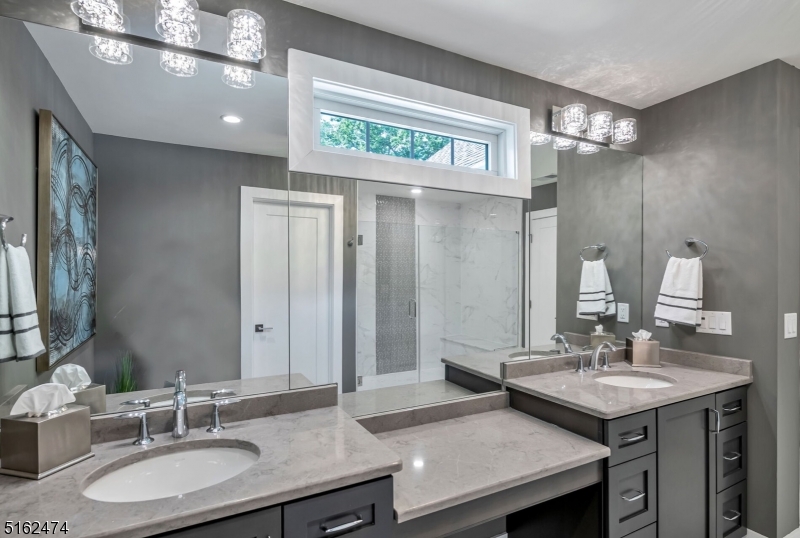 Reserve at Franklin Lakes - Residential