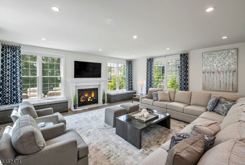Reserve at Franklin Lakes - Residential