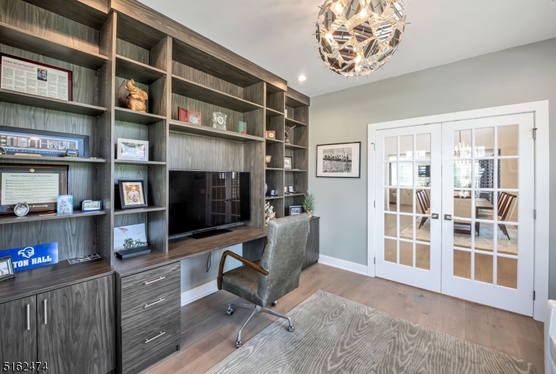 Reserve at Franklin Lakes - Residential