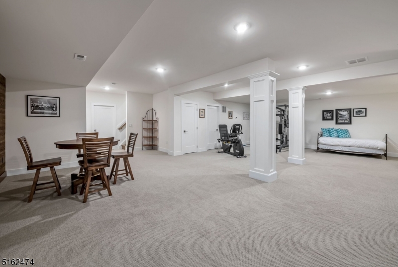 Reserve at Franklin Lakes - Residential