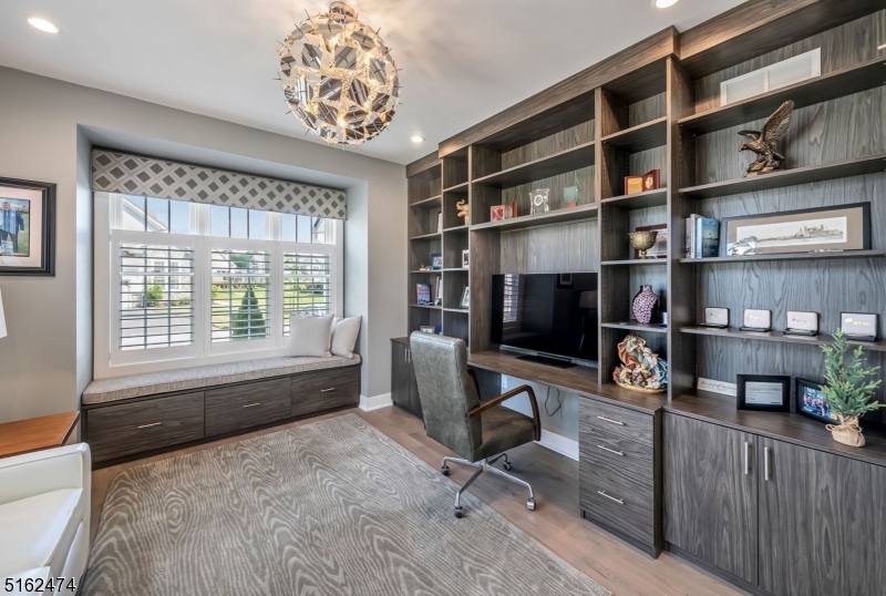 Reserve at Franklin Lakes - Residential